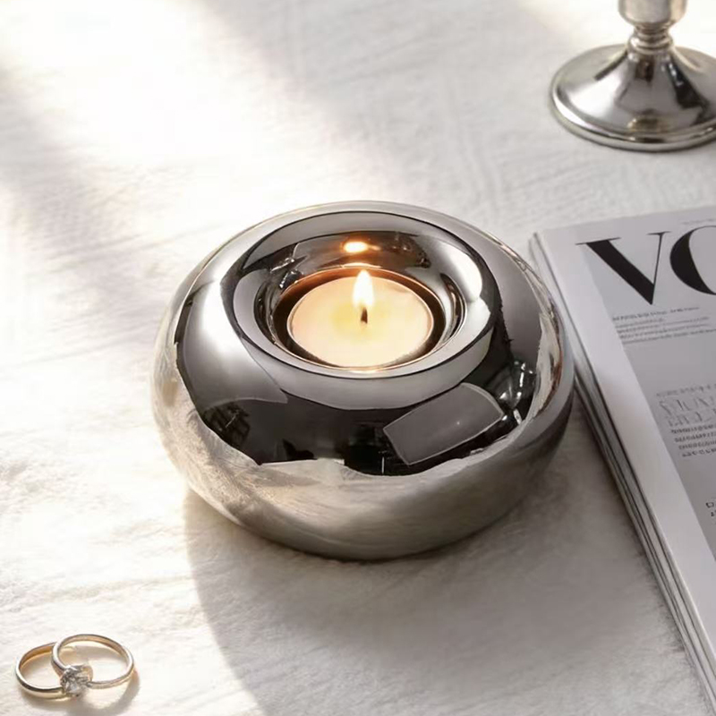 Interior Design Book - Modern Minimalist Tire Candle Holder Ornament