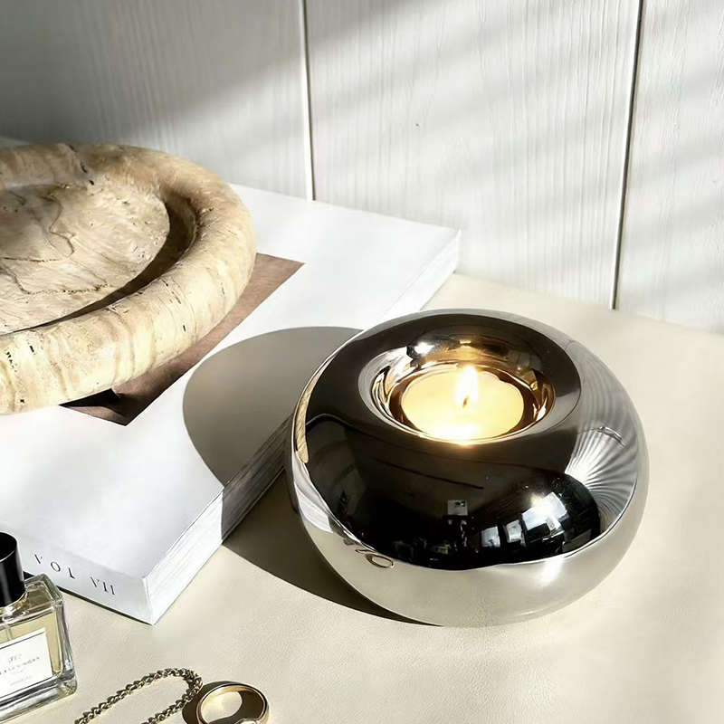 Modern Minimalist Tire Candle  - огляд і ціна Interior Design Book
