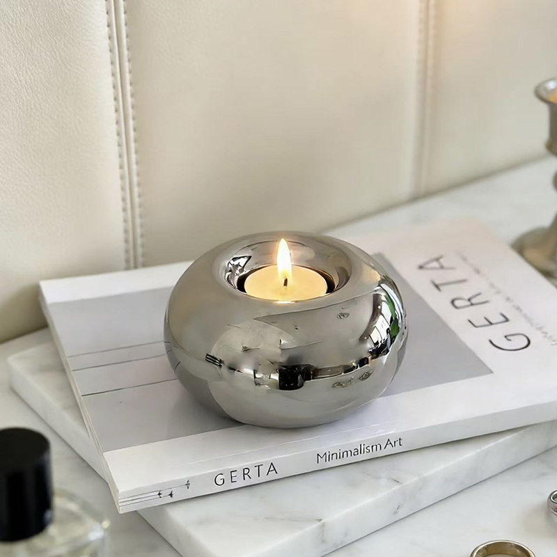 Modern Minimalist Tire Candle  - огляд і ціна Interior Design Book